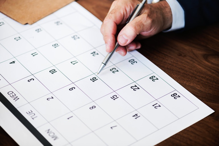 Monthly financial planning calendar